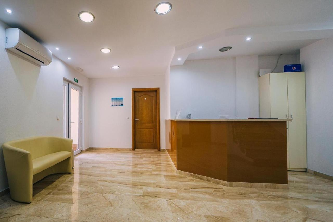 شقة Luxur Centar With Sea View Terrace Baška Voda المظهر الخارجي الصورة